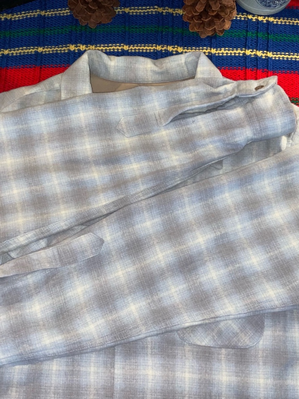 Pendleton-Board Shirt-100% Wool-Shadow Plaid Loop Collar Blue Cream-Size ( XL) - Picture 2 of 12